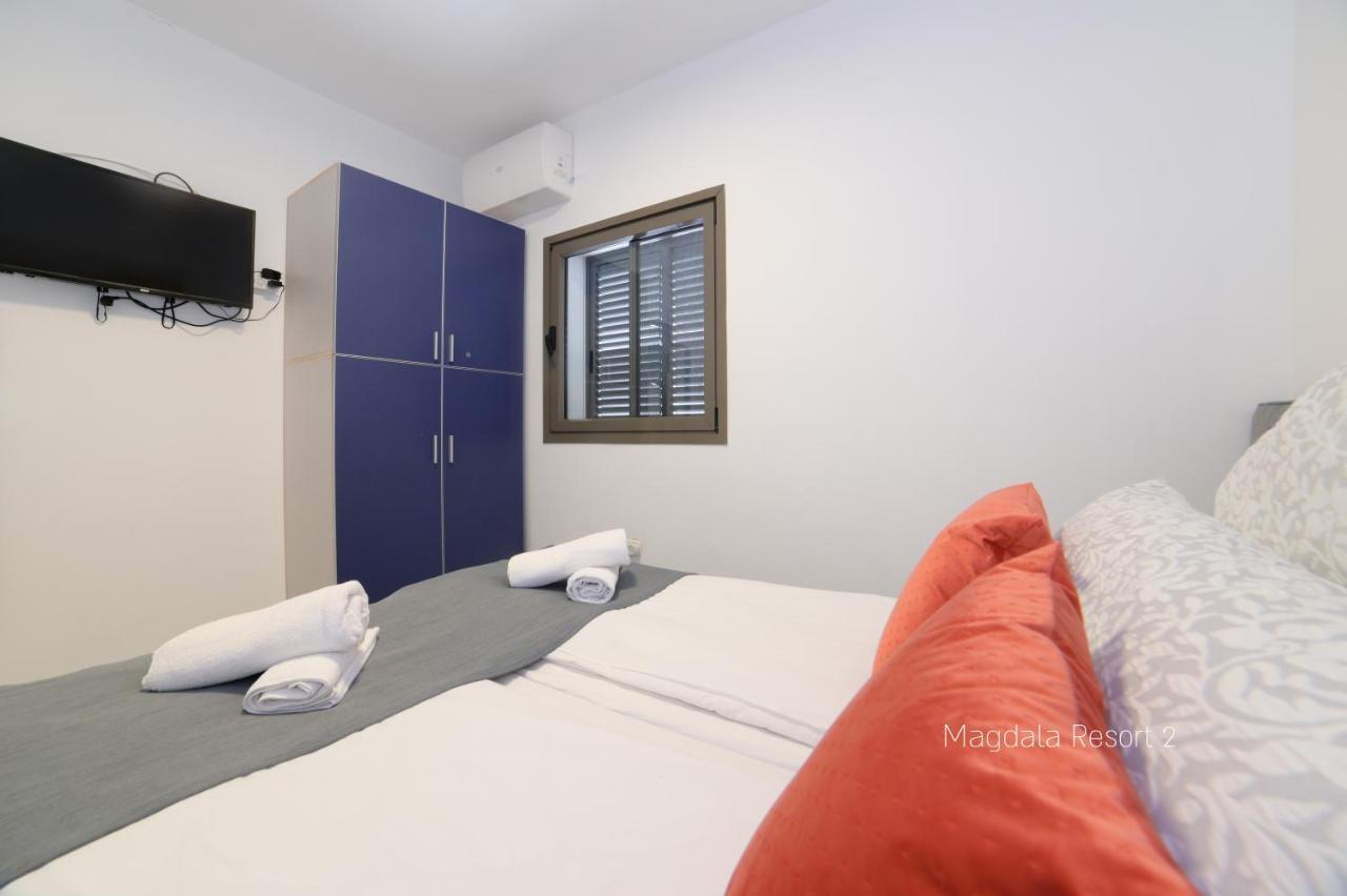 Yalarent Magdala Resort- Luxury Suites With Pool Or Jacuzzi With Sea View Migdal Exterior photo